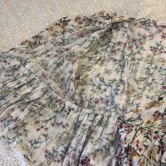 Blouse. - Picture 5 of 6